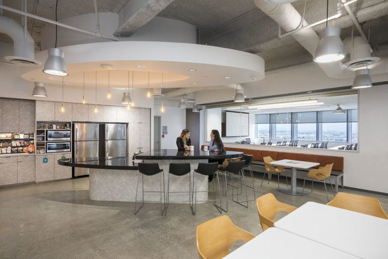 workspace-spc-simpson-ste-t1600-03-768x512