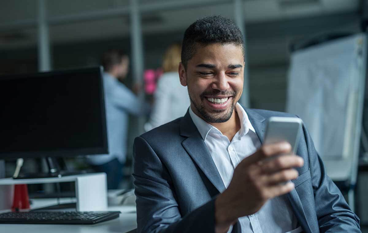 Working Smarter With a Tenant Communication App