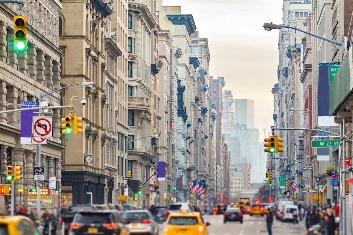 Midtown Manhattan’s Office Spaces with Access to Great Retail