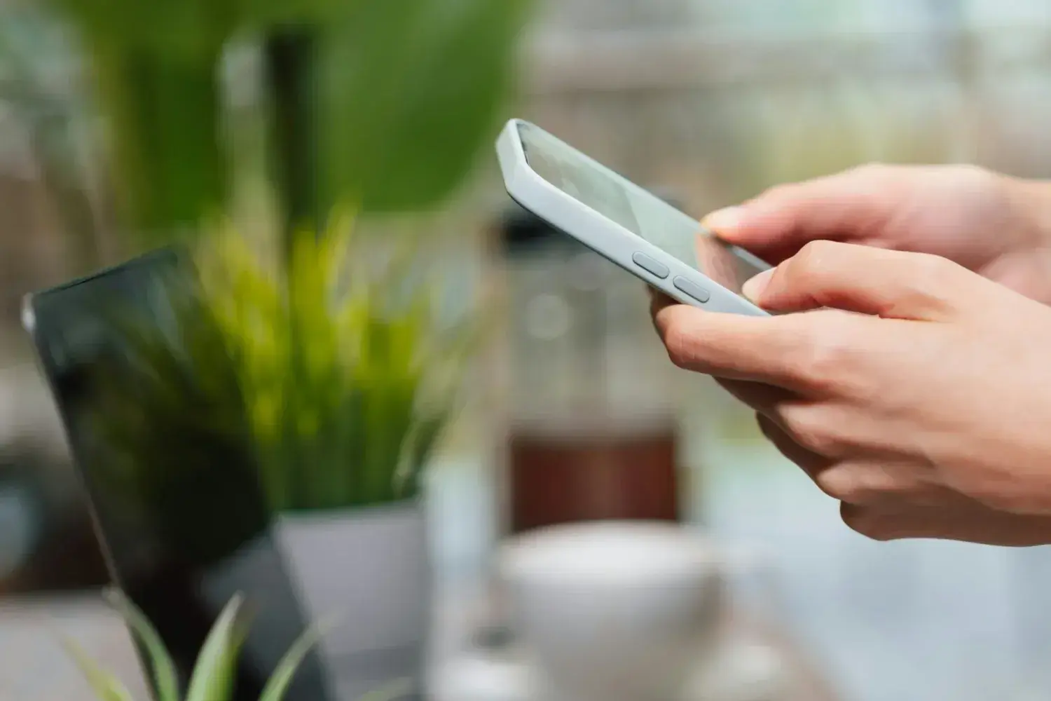 Introducing HqO’s Tenant Web App: Your Digital Front Door for CRE