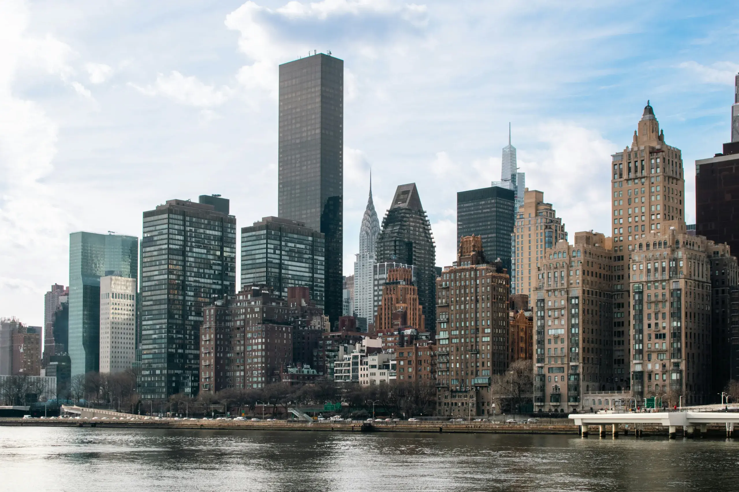 The Great Real Estate Reset: Why Trophy Assets Are Winning the Post-Pandemic Market
